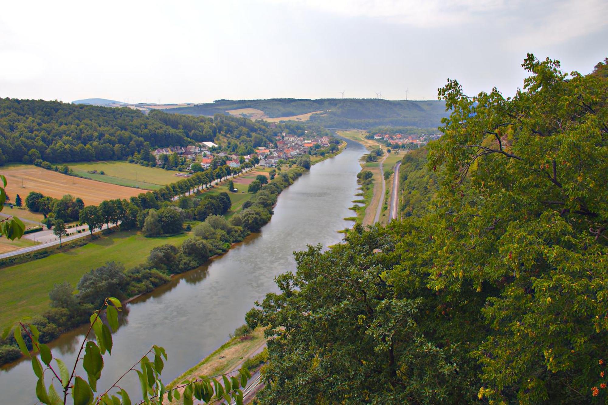 Froschkoenig Mit Teichblick Apartman Trendelburg Kültér fotó